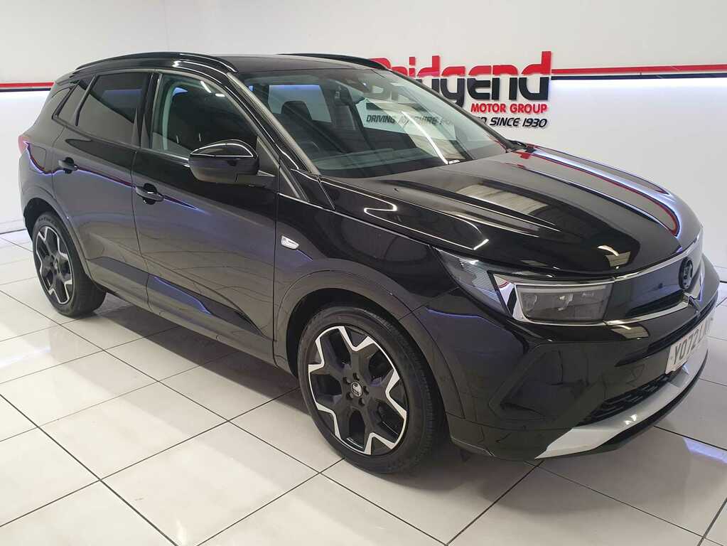 Vauxhall Grandland 1.5 Turbo D Ultimate Suv YO72LNV Black #2