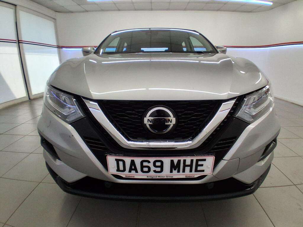 Nissan Qashqai 1.3 Dig-t Acenta Premium Suv Silver