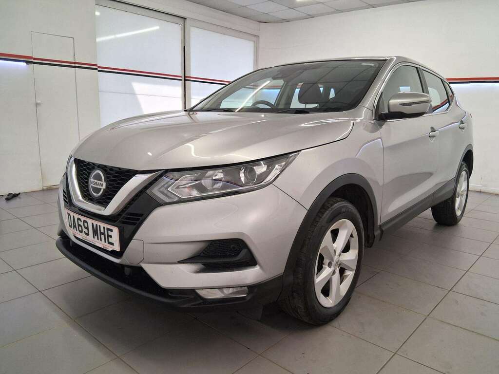 Nissan Qashqai 1.3 Dig-t Acenta Premium Suv DA69MHE Silver #3