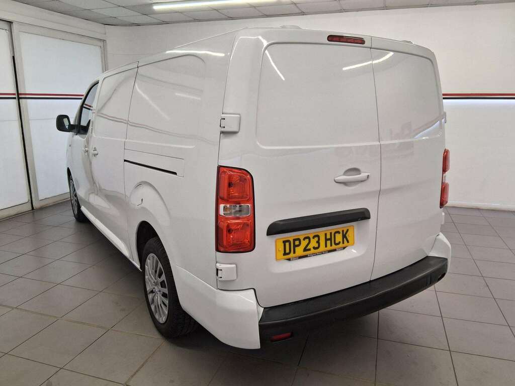 Vauxhall Vivaro 1.5 Turbo D 2900 Pro Panel Van 6Dr L DP23HCK White #4