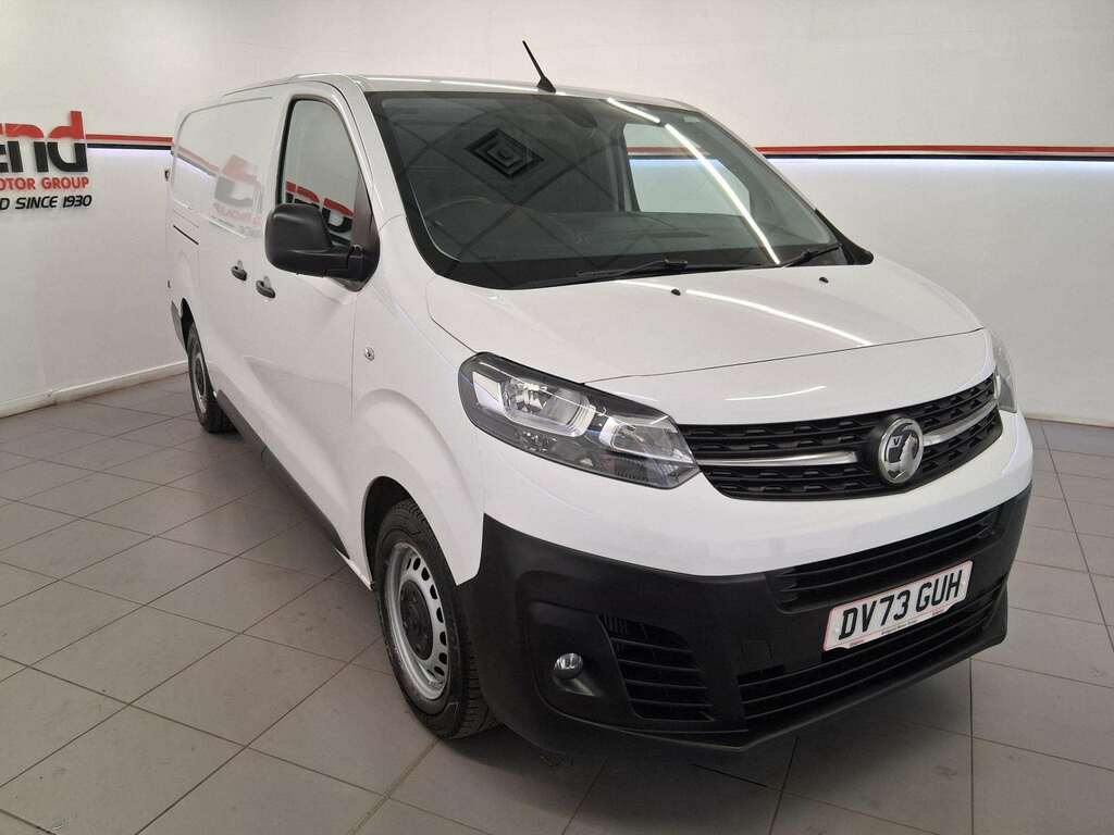 Vauxhall Vivaro 2.0 Turbo D 3100 Prime Panel Van 6Dr DV73GUH White #2