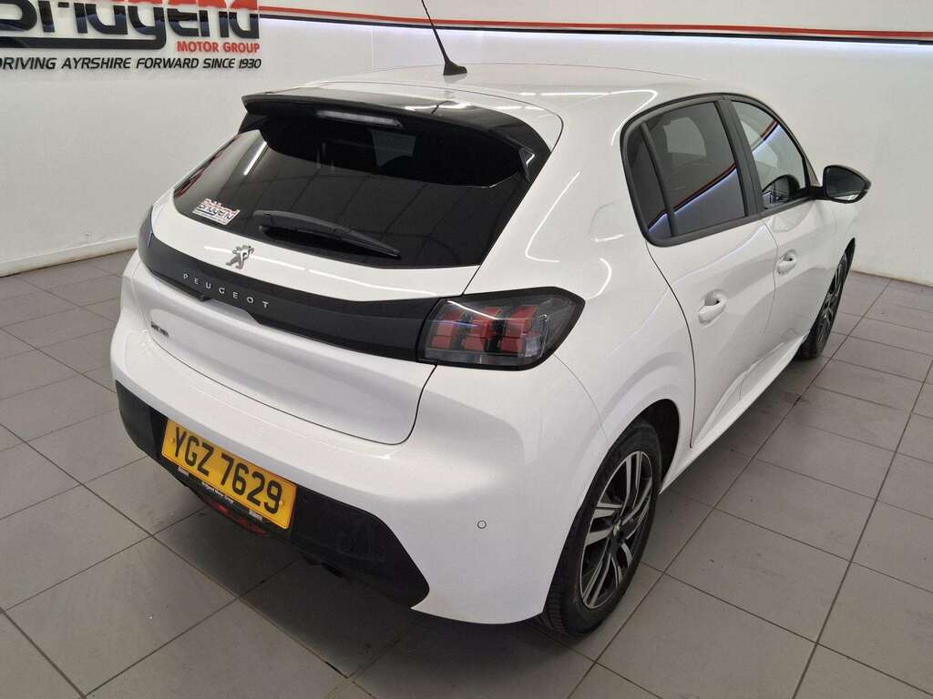 Peugeot 208 1.2 Puretech Active Premium Hatchback YGZ7629 White #6