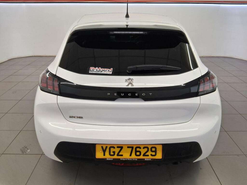 Peugeot 208 1.2 Puretech Active Premium Hatchback YGZ7629 White #5