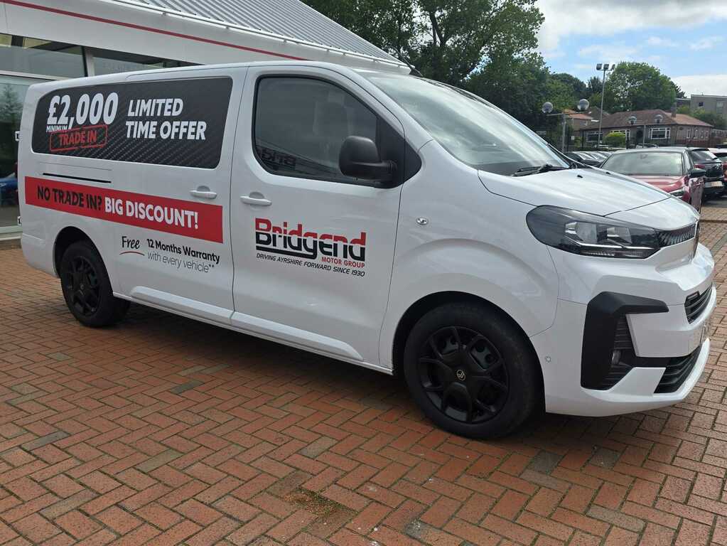 Citroen Dispatch 1.5 Bluehdi Driver XL Panel Van 6Dr KJ24ZTY White #2