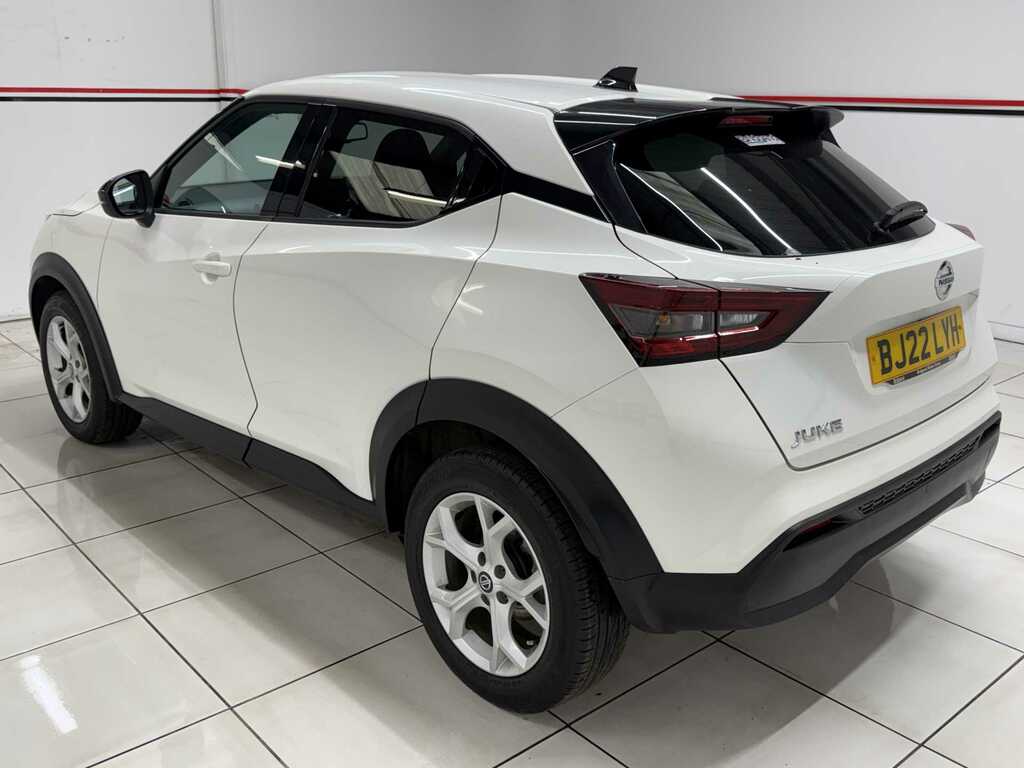 Nissan Juke 1.0 Dig-t N-connecta Suv BJ22LYH White #4