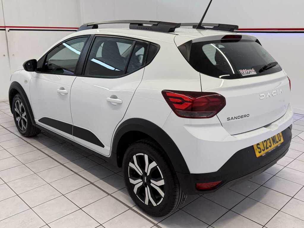 Dacia Sandero Stepway 1.0 Tce Journey Hatchback SJ23MLO White #4