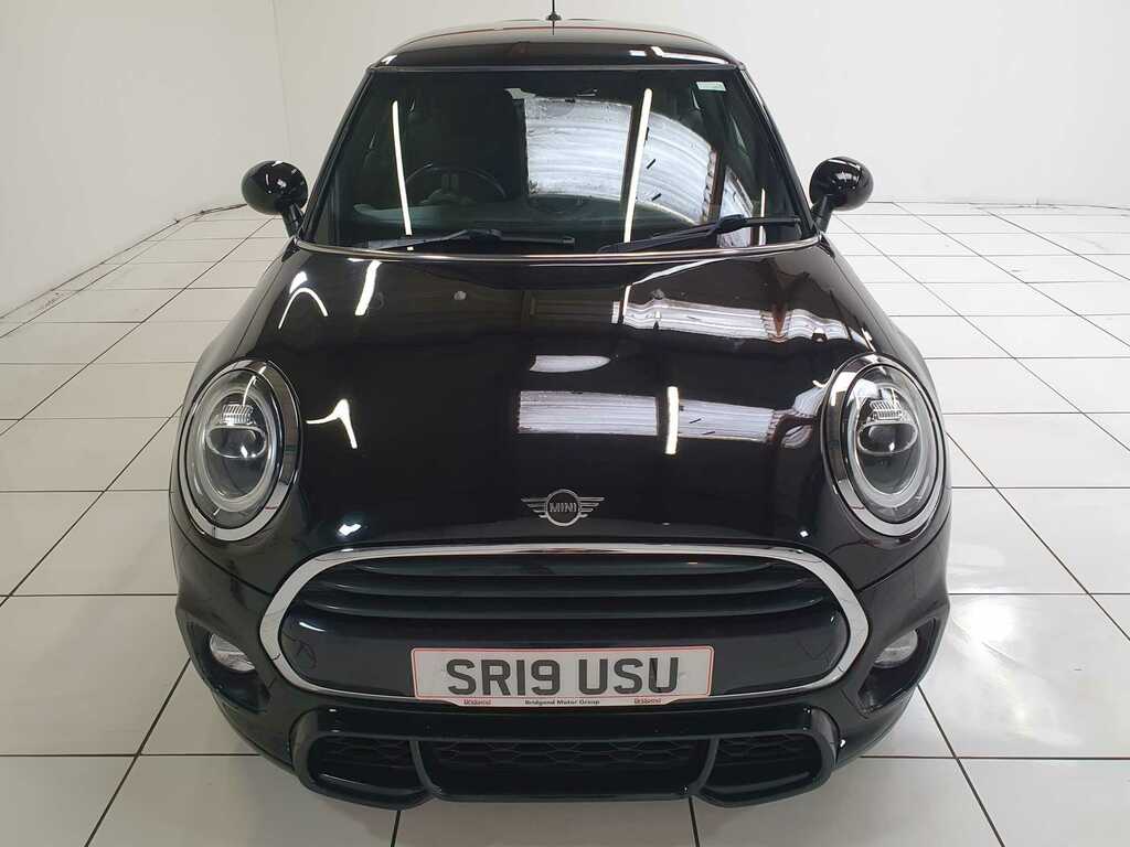 Mini Hatch 1.5 Cooper Sport Hatchback Black