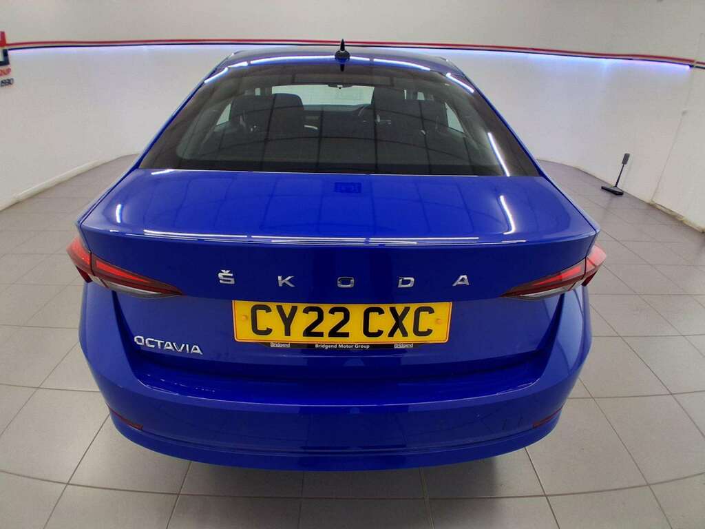 Skoda Octavia 1.0 Tsi Se Technology Hatchback CY22CXC Blue #5
