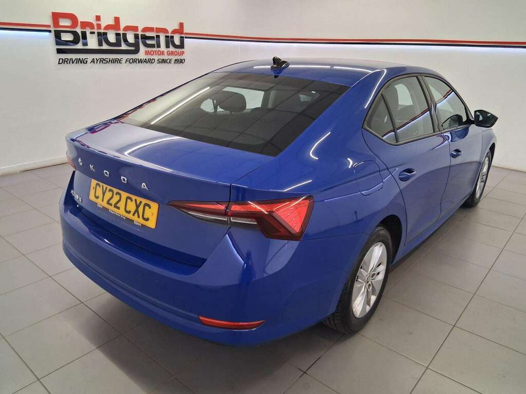 Skoda Octavia 1.0 Tsi Se Technology Hatchback CY22CXC Blue #6