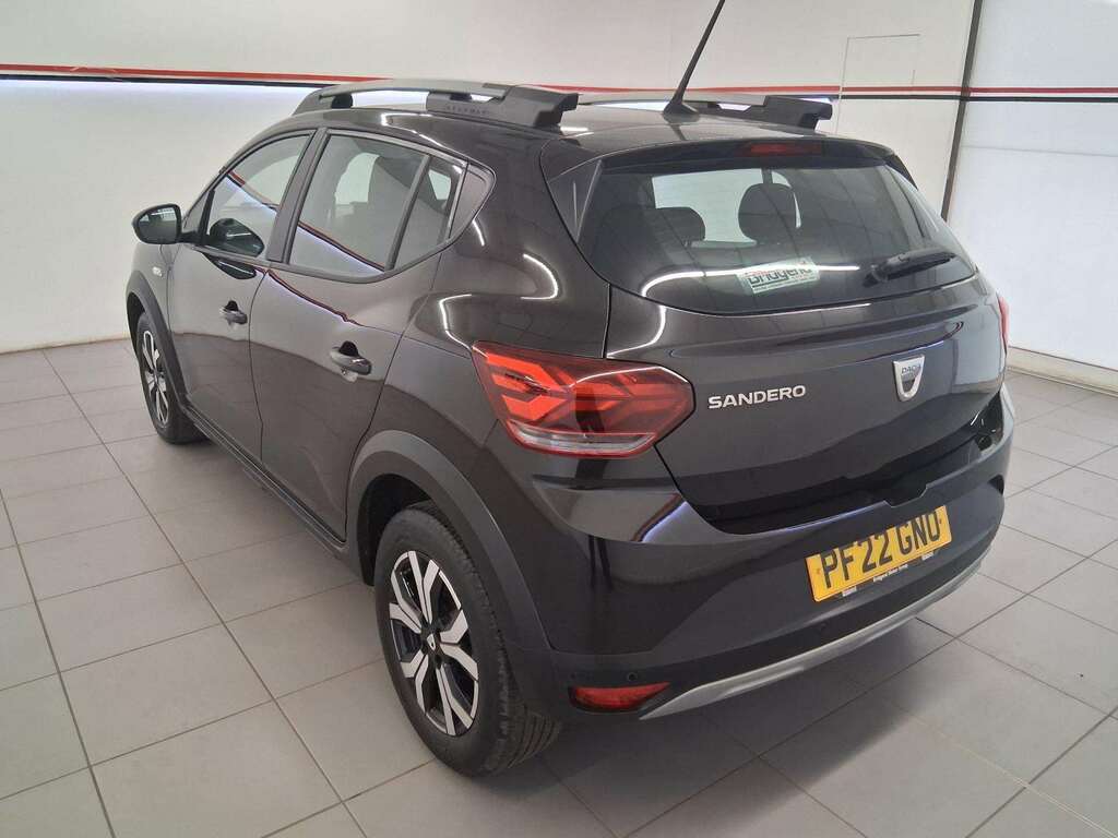 Dacia Sandero Stepway 1.0 Tce Prestige Hatchback PF22GNO Black #4