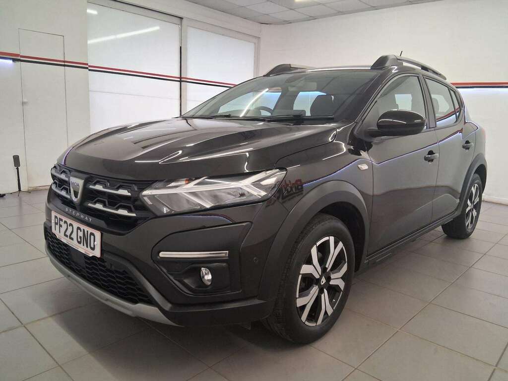 Dacia Sandero Stepway 1.0 Tce Prestige Hatchback PF22GNO Black #3