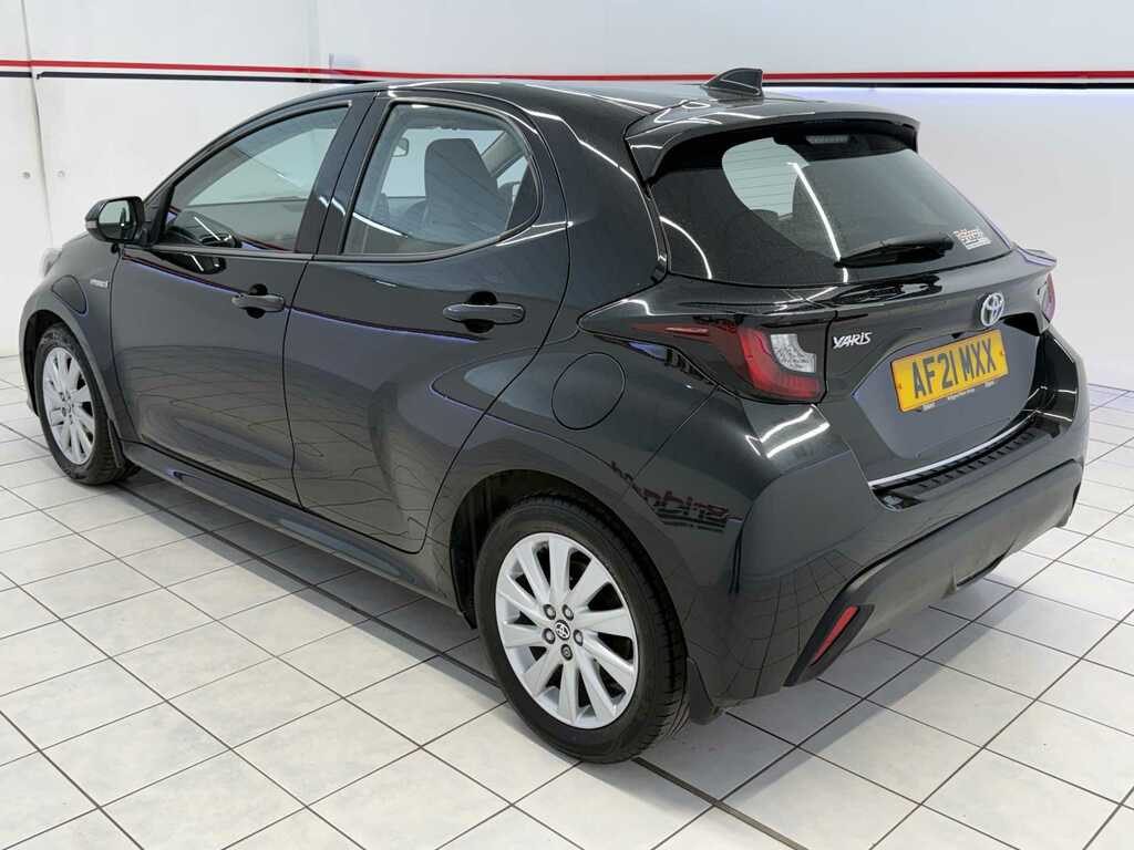 Toyota Yaris 1.5 Vvt-h Icon Hatchback AF21MXX Black #4