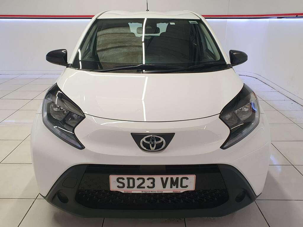 Toyota Aygo 1.0 Vvt-i Pure Hatchback White