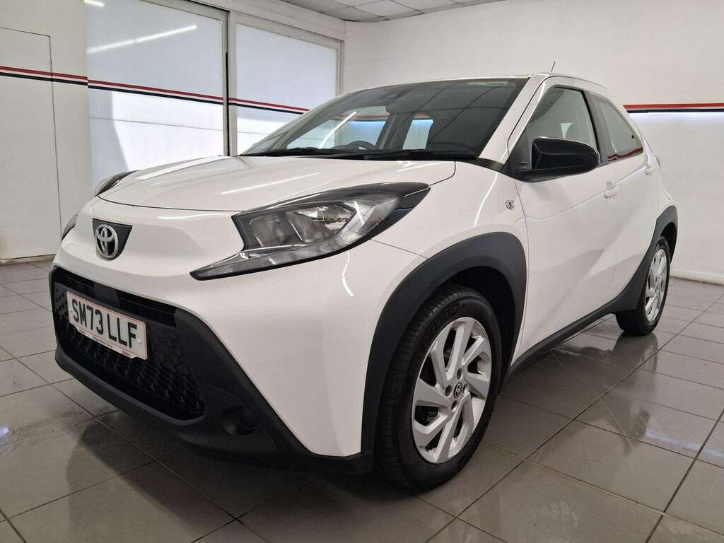 Toyota Aygo 1.0 Vvt-i Pure Hatchback White #3