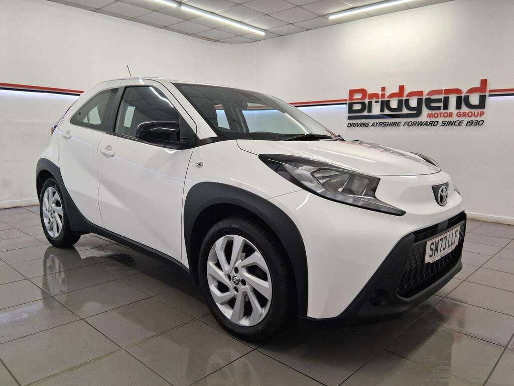 Toyota Aygo 1.0 Vvt-i Pure Hatchback White #2