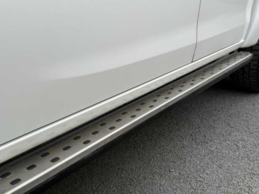 Isuzu D-Max 2.5 Td Blade Pickup 4X4 192 Gk White #4