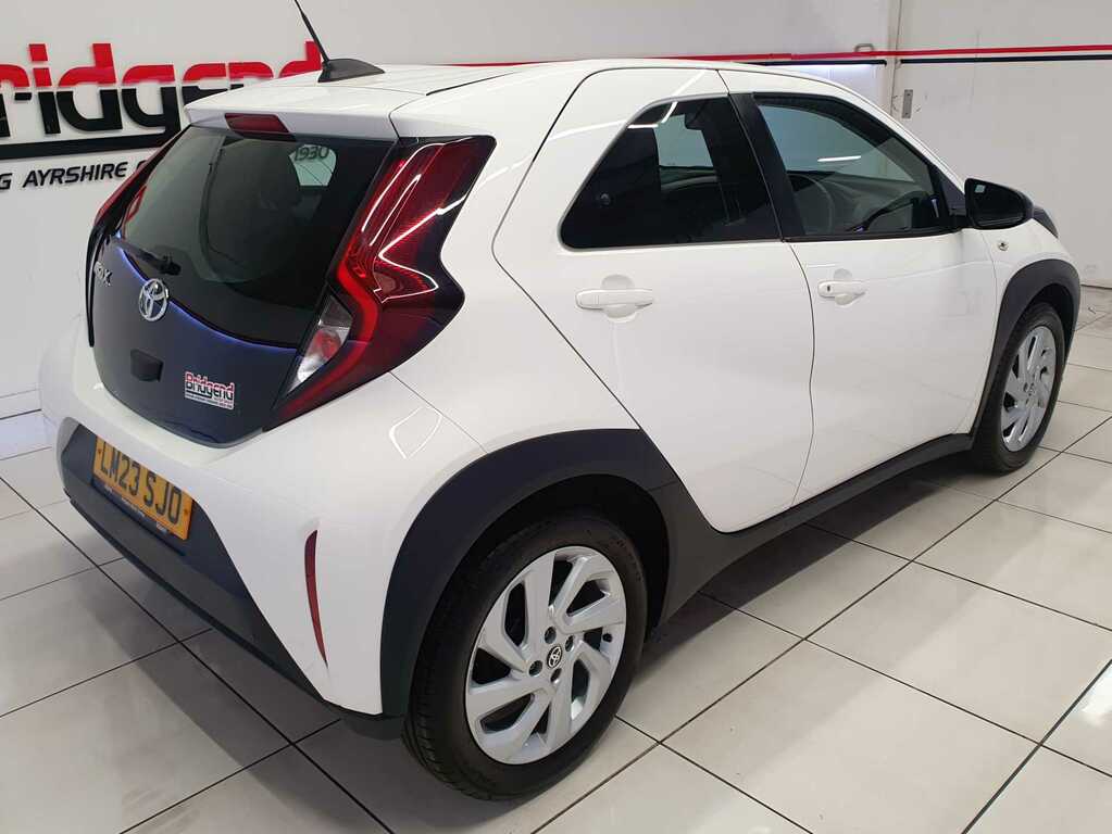 Toyota Aygo 1.0 Vvt-i Pure Hatchback White #5
