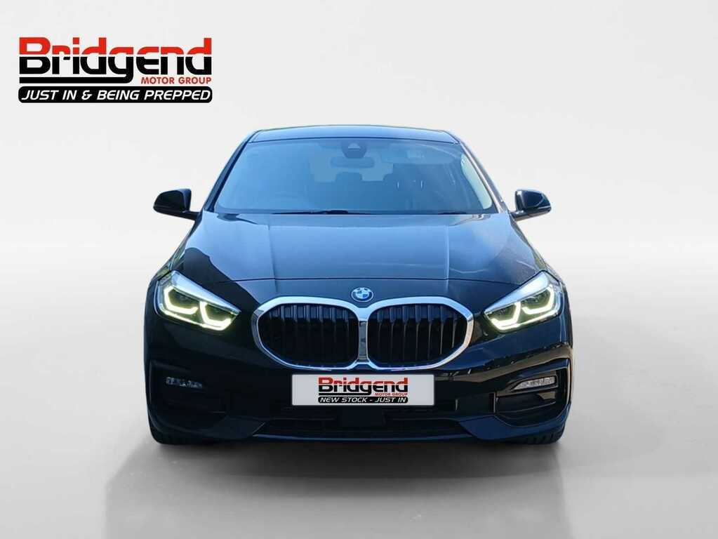 BMW 1 Series 1.5 118I Sport Lcp Hatchback Black
