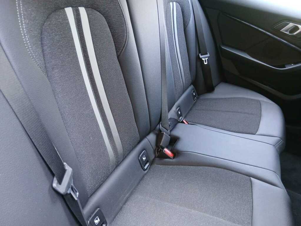 BMW 1 Series 1.5 118I Sport Lcp Hatchback WF22WJO Black #6