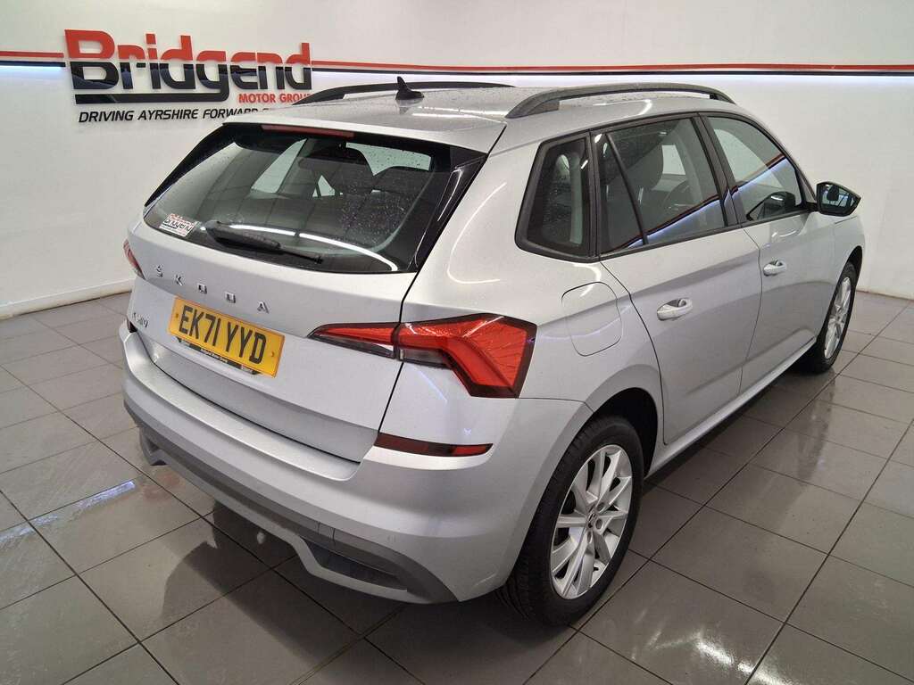 Skoda Kamiq 1.0 Tsi Se Suv EK71YYD Silver #6