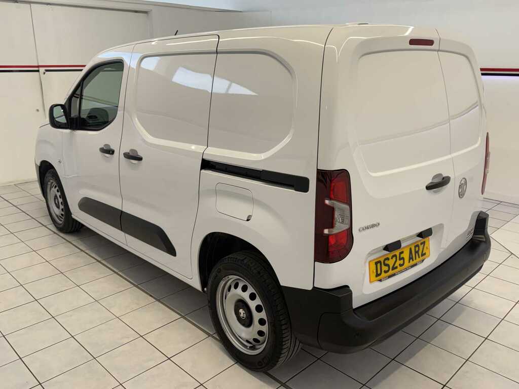 Vauxhall Combo 1.5 Turbo D 2300 Prime-plus Panel Van M DS25ARZ White #4