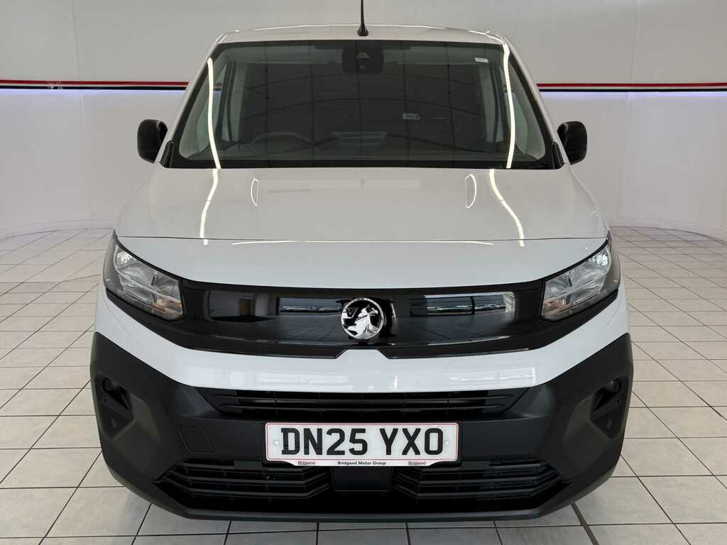 Vauxhall Combo 1.5 Turbo D 2300 Prime-plus Panel Van M DN25YXO White