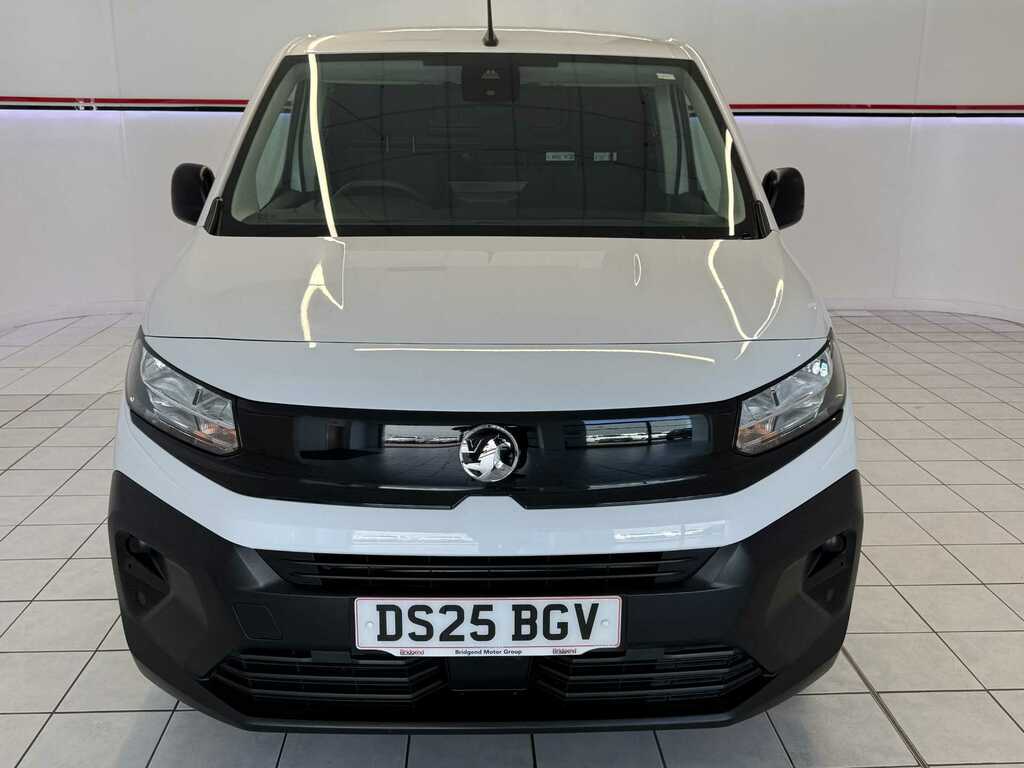 Vauxhall Combo 1.5 Turbo D 2300 Prime-plus Panel Van M White