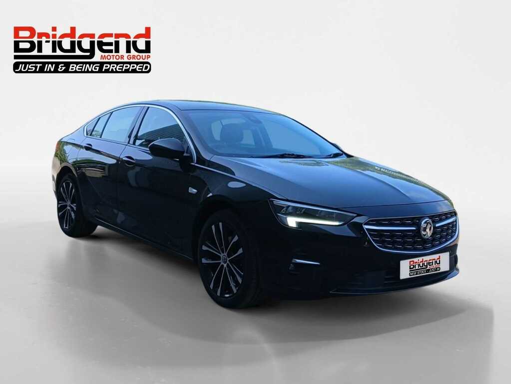 Vauxhall Insignia 1.5 Turbo D Design Grand Sport Black #2