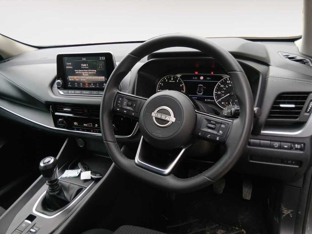 Nissan Qashqai 1.3 Dig-t Mhev Acenta Premium Suv DV73KFP Grey #5
