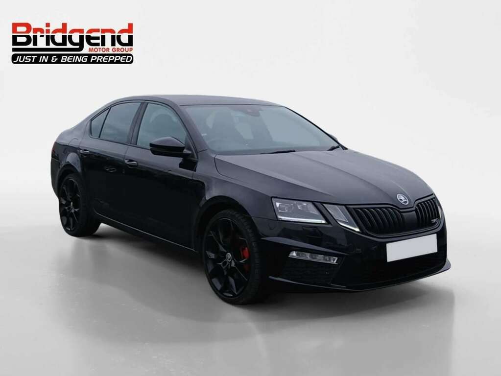Skoda Octavia 2.0 Tdi Vrs Hatchback KJ17UKW Black #2