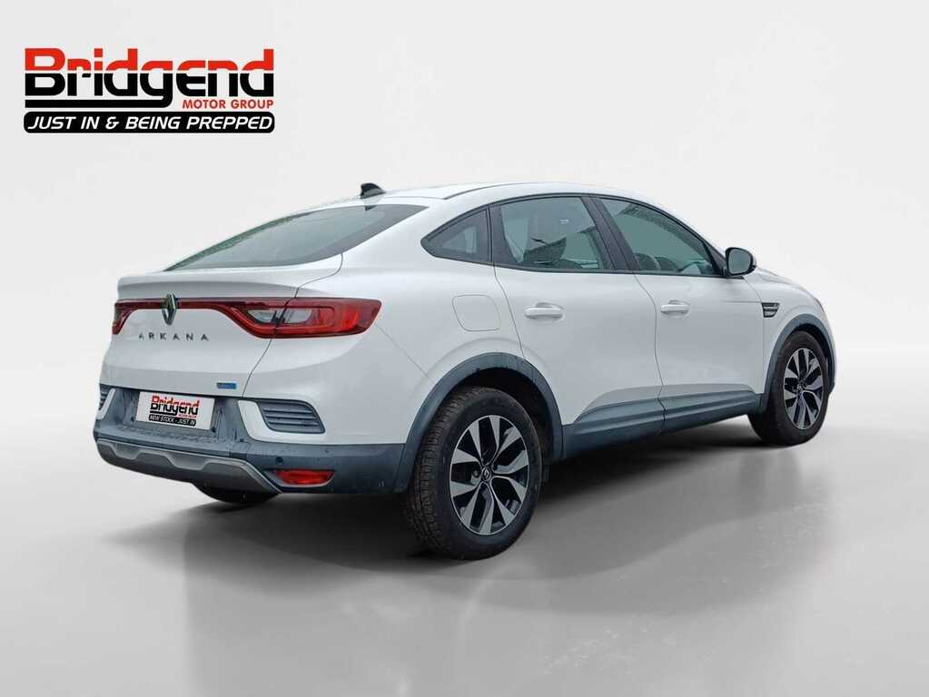 Renault Arkana 1.6 E-tech Iconic Suv White #3
