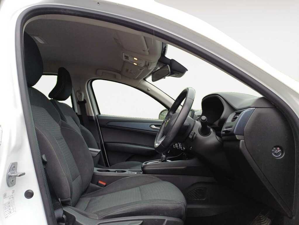 Renault Arkana 1.6 E-tech Iconic Suv White #4