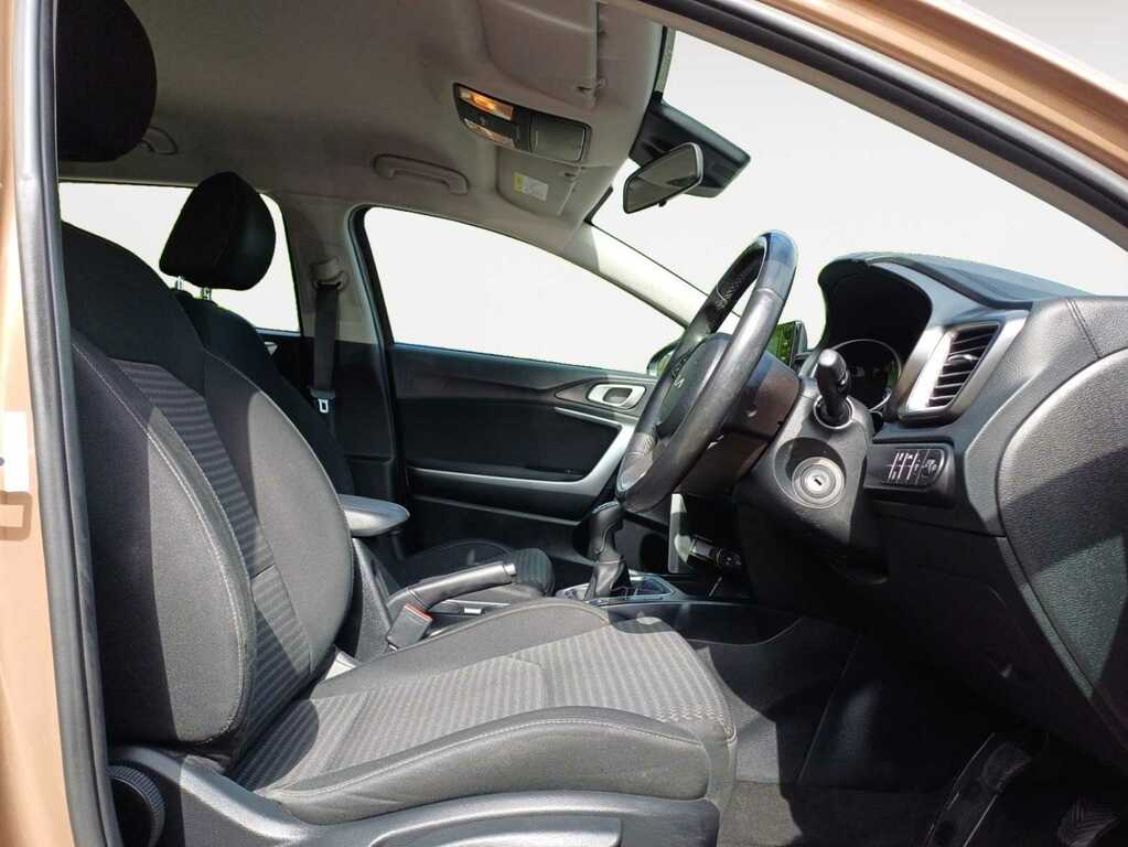 Kia Ceed 1.0 T-gdi 2 Sportswagon WP22BFV Brown #4