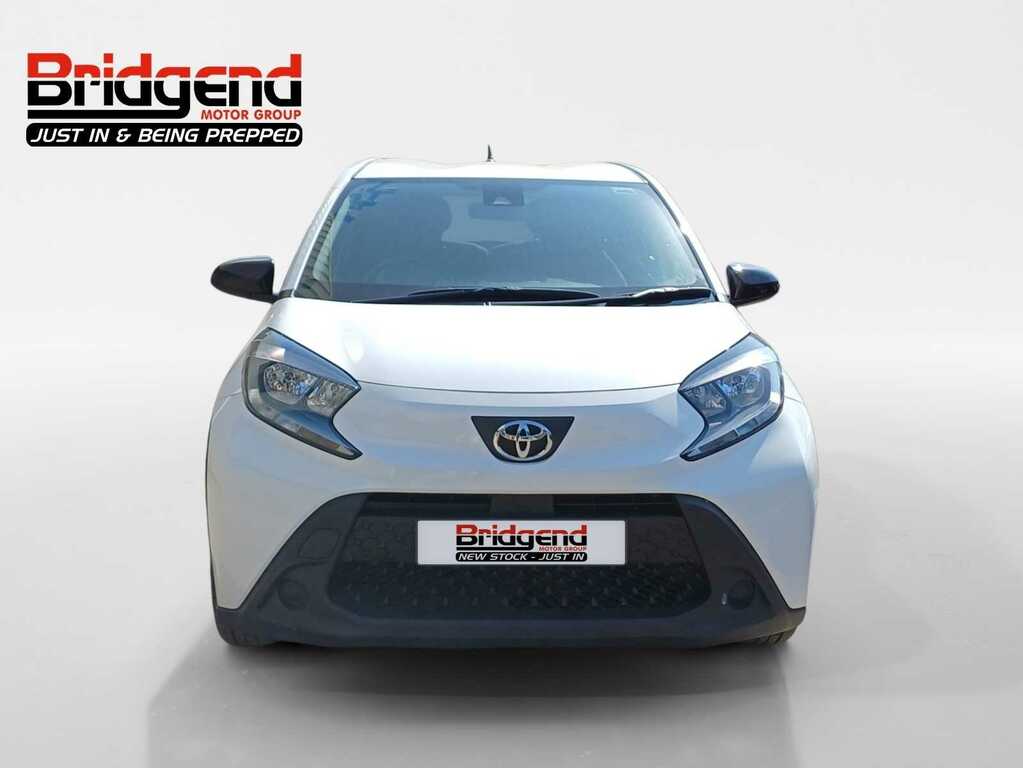 Toyota Aygo 1.0 Vvt-i Pure Hatchback White