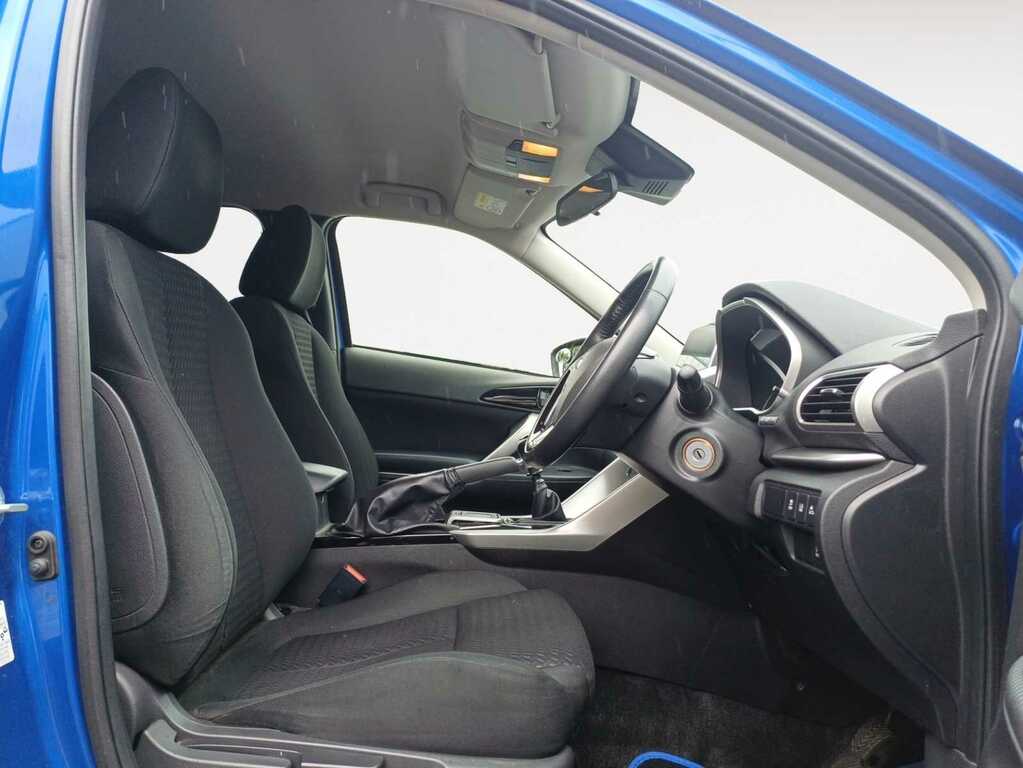 Mitsubishi Eclipse Cross 1.5T 2 Suv SD19ULZ Blue #4