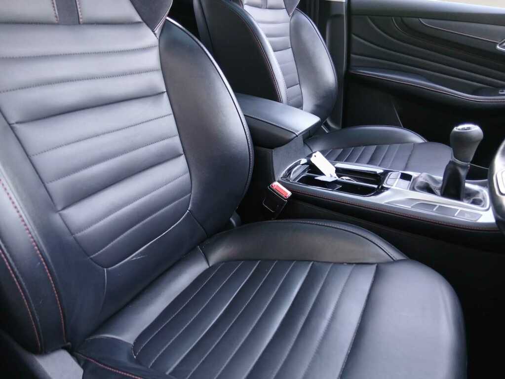 MG HS 1.5 T-gdi Exclusive Suv YS70ZZU Red #4