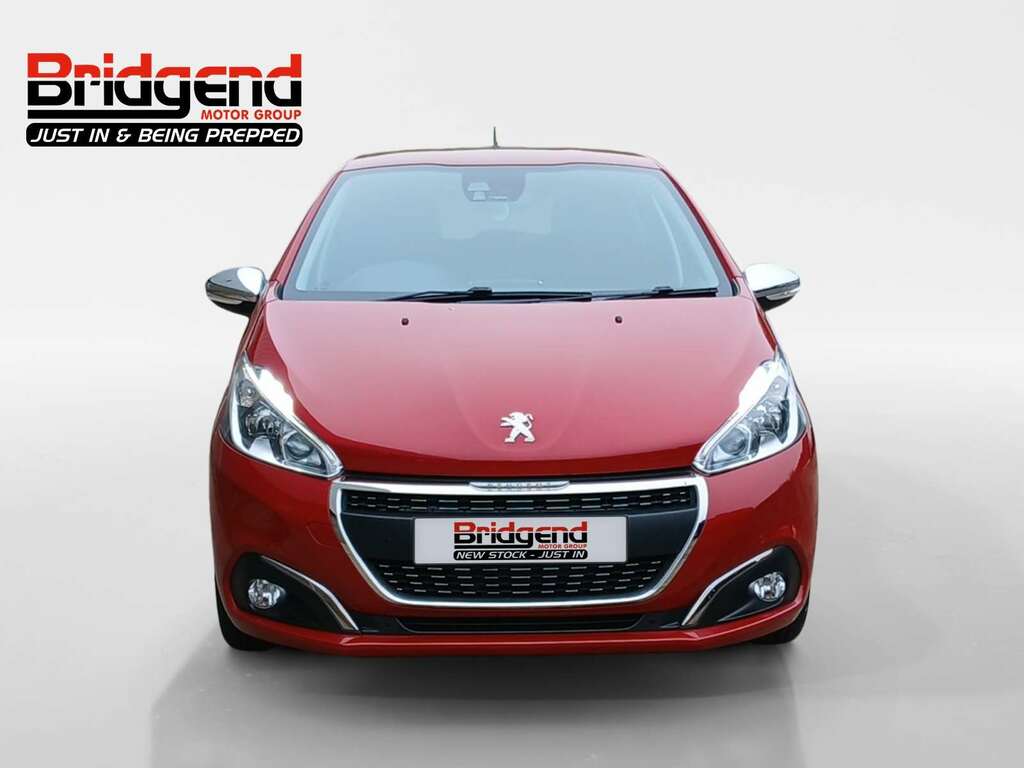 Peugeot 208 1.2 Puretech Tech Edition Hatchback Red