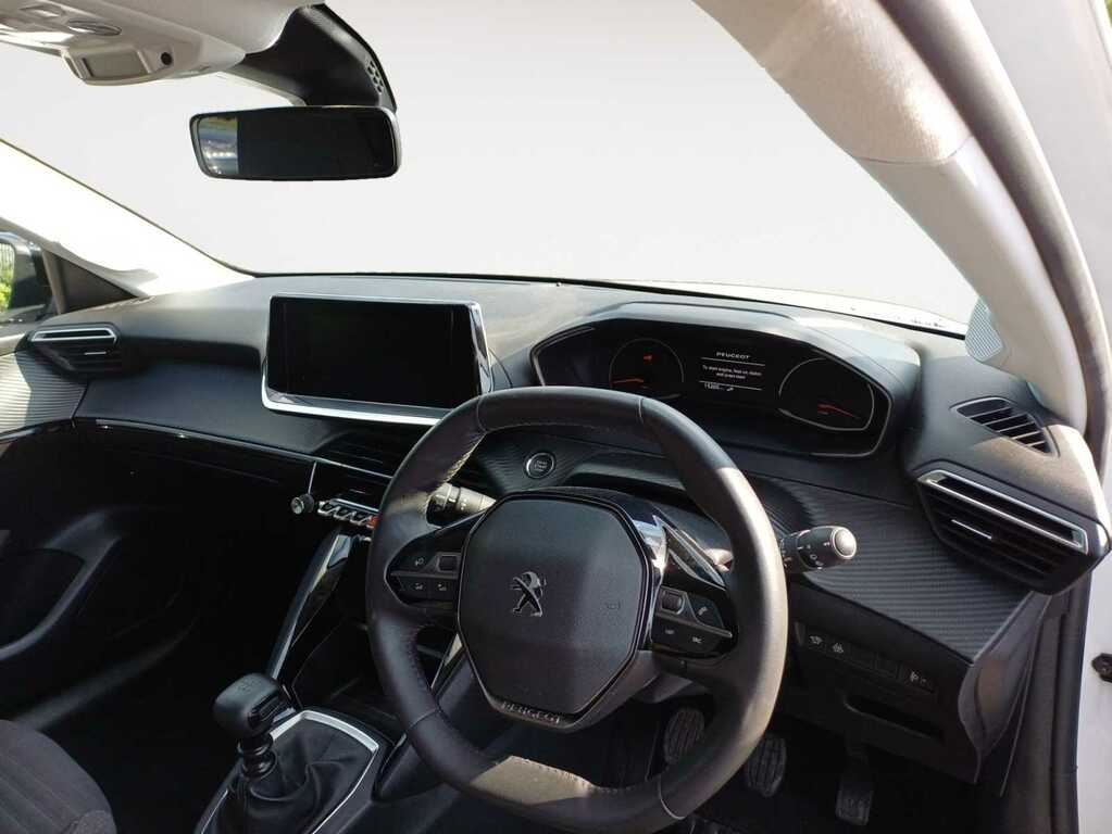 Peugeot 208 1.2 Puretech Active Premium Hatchback White #5