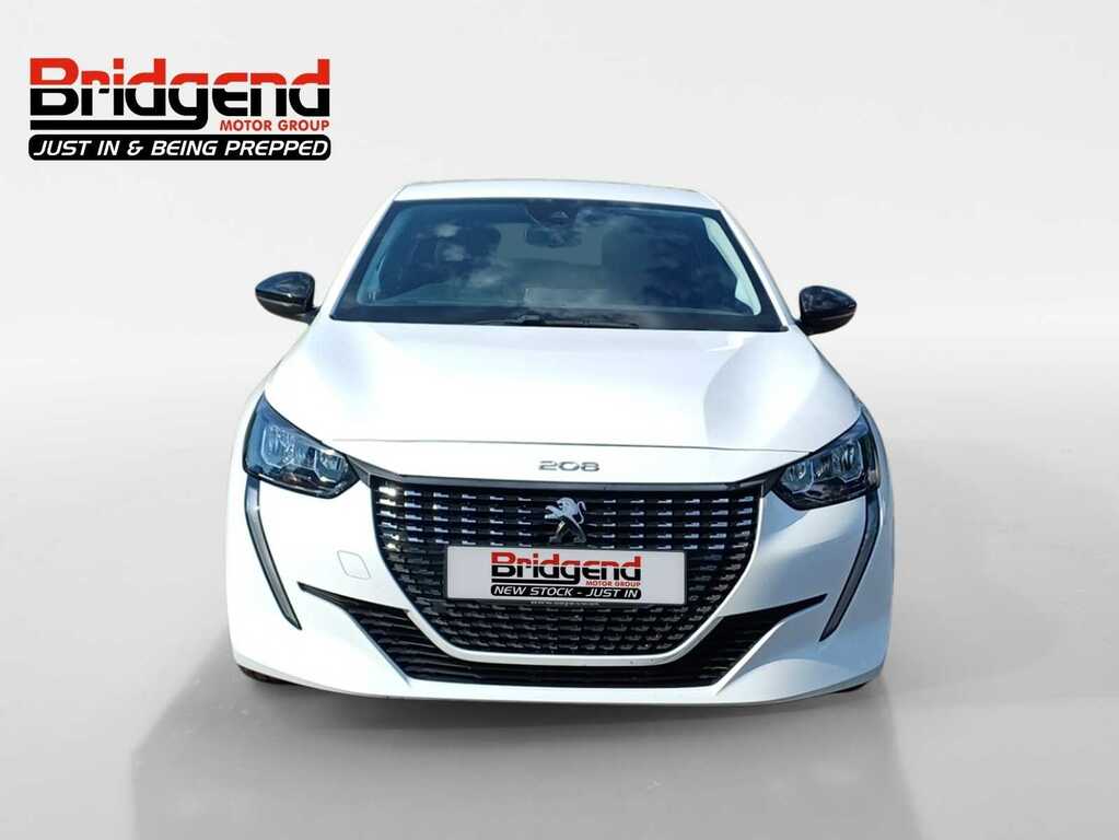 Peugeot 208 1.2 Puretech Active Premium Hatchback White #2