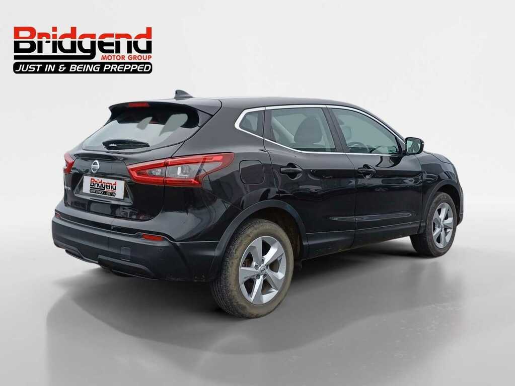 Nissan Qashqai 1.3 Dig-t Acenta Premium Suv KN20KNA Black #2