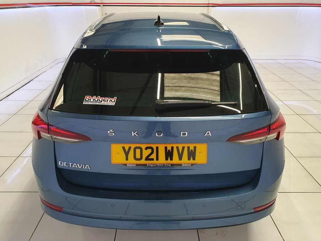 Skoda Octavia 1.5 Tsi Act Se L Estate YO21WVW Blue #5