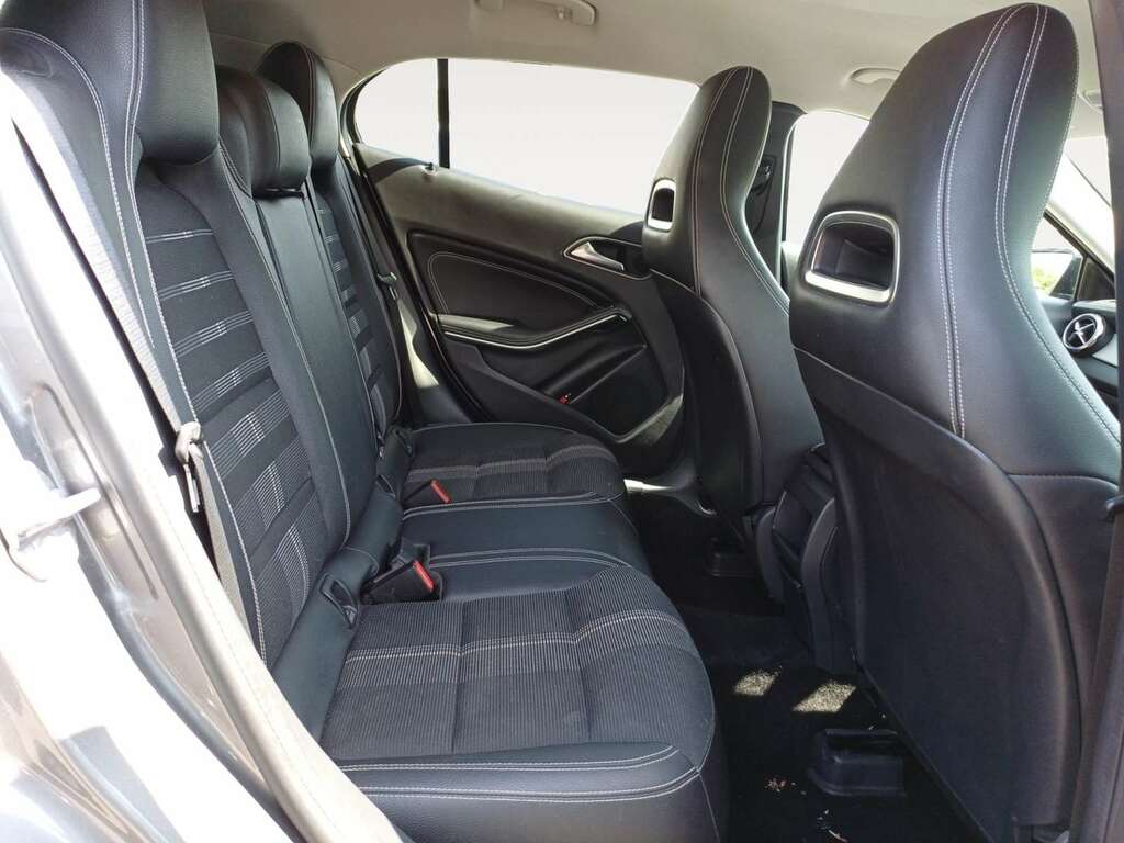 Mercedes-Benz GLA Class 1.6 Gla180 Urban Edition Suv Grey #5