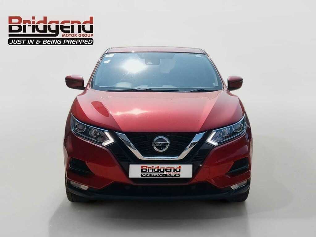 Nissan Qashqai 1.3 Dig-t Acenta Premium Suv Red