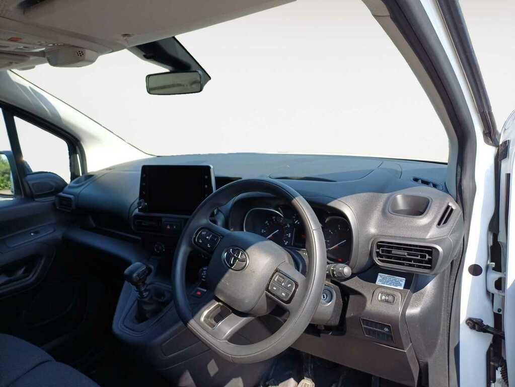 Toyota Proace City 1.5 Bluehdi Icon Short Panel Van YW72AFZ White #4
