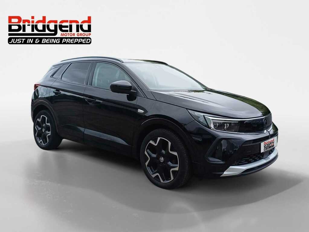 Vauxhall Grandland 1.2 Turbo Ultimate Suv EK22HZH Black #2