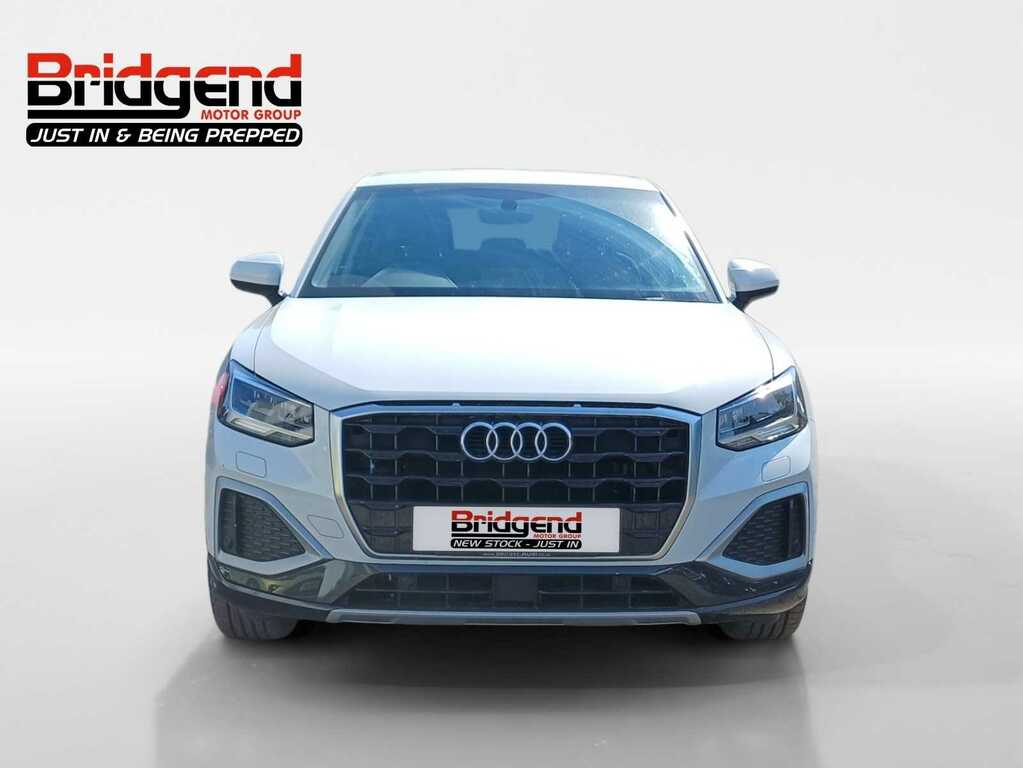 Audi Q2 1.5 Tfsi Cod 35 Sport Suv White