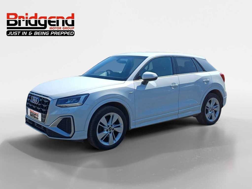 Audi Q2 1.5 Tfsi Cod 35 S Line Suv White #2