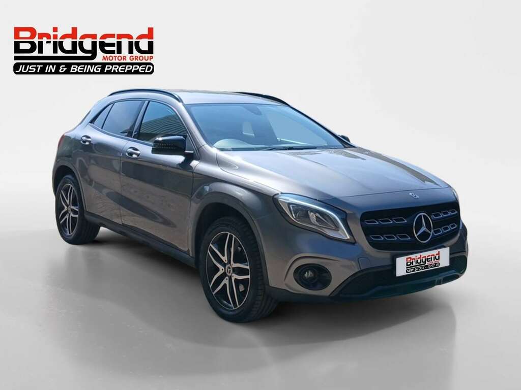 Mercedes-Benz GLA Class 1.6 Gla180 Urban Edition Suv Grey #2