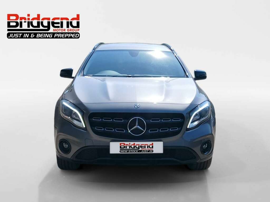 Mercedes-Benz GLA Class 1.6 Gla180 Urban Edition Suv Grey