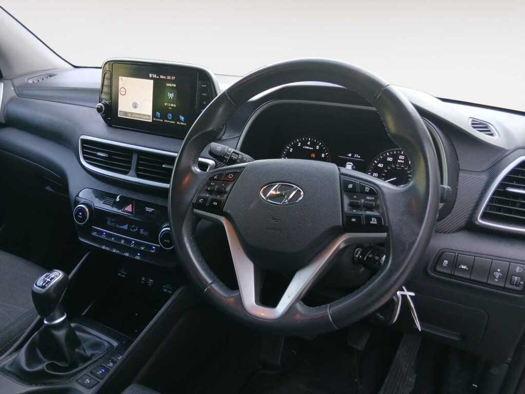 Hyundai Tucson 1.6 Gdi Se Nav Suv LA19ODE Grey #4